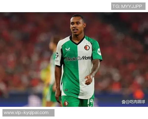 拜仁关注费耶诺德19岁边卫雷德视其为右后卫首选目标